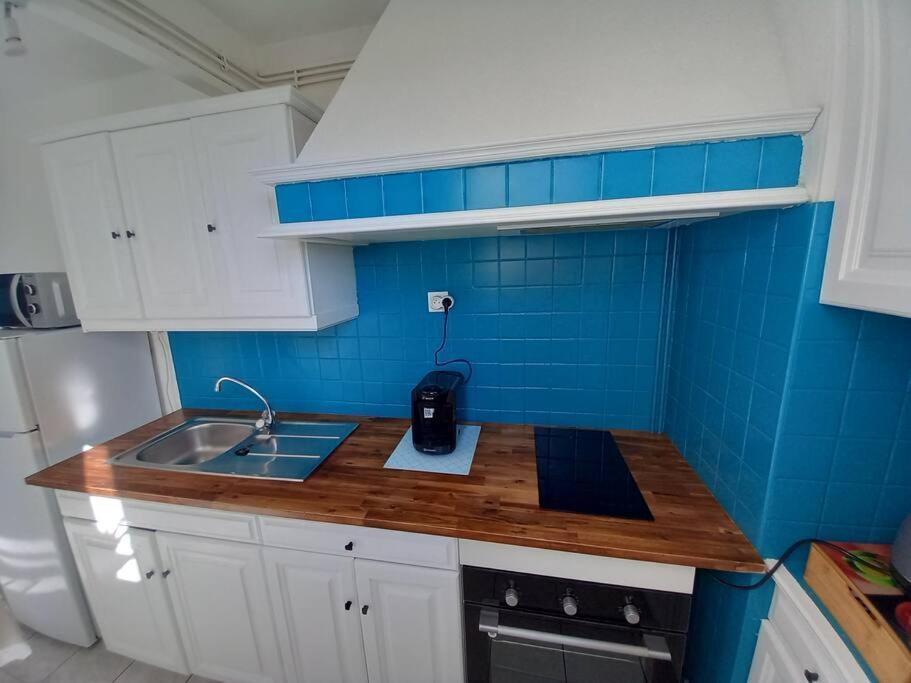 Appart 2/4 Pers Proche Centre Avec Balcon, Parking Narbonne Exterior foto